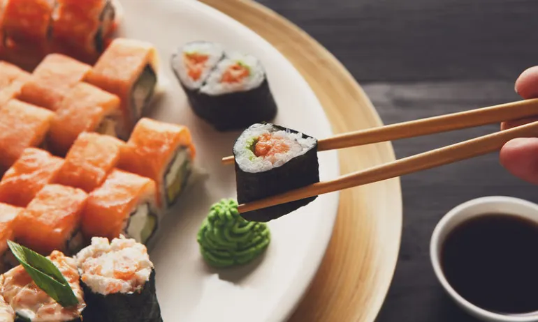 Από τι κινδυνεύουν όσοι τρώνε σούσι