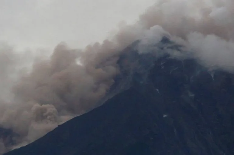 Ενεργοποιήθηκε ξανά το «φονικό» ηφαίστειο Φουέγο της Γουατεμάλας